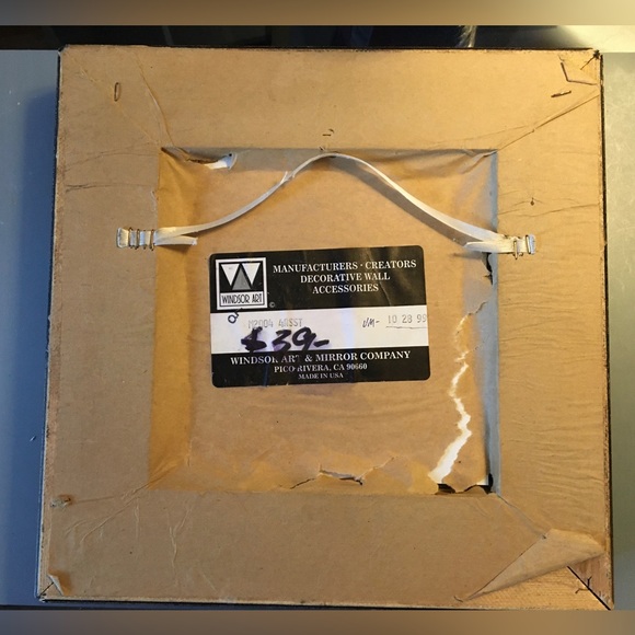 Vintage Gold Ornate Wooden Mirror Made in USA - Picture 3 of 3